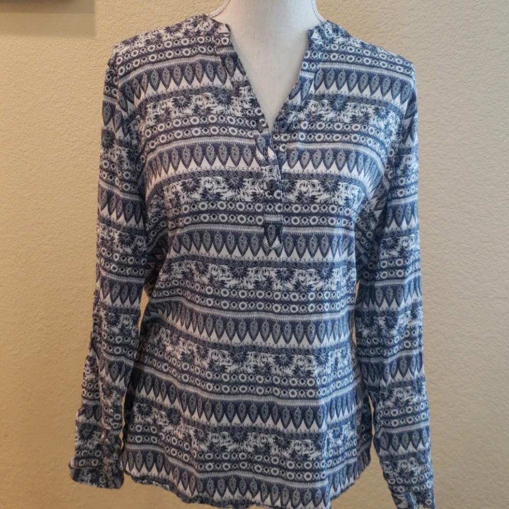 Jean Pascale long sleeve popover Sz L